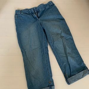 Jjill cute jeans! Wide leg with button detail